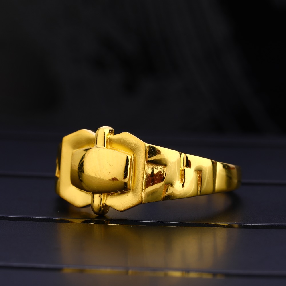 22Ct Men's Plain Hallmark Stylish Gold  Ring MPR141