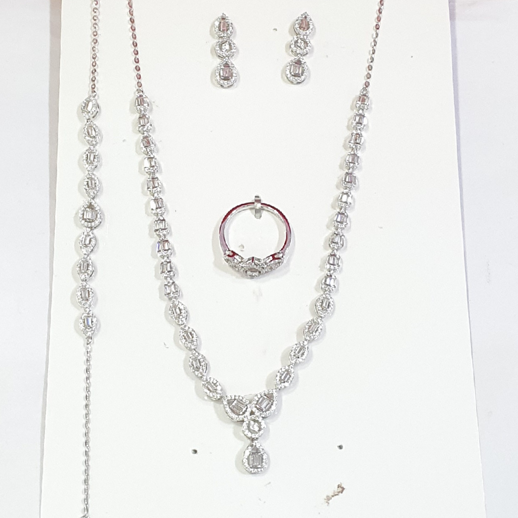 Silver 92.5 Diamond Necklace Set