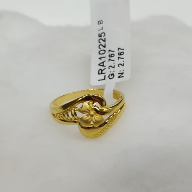 22KT Gold Everstylish Design Hallmark Ring 