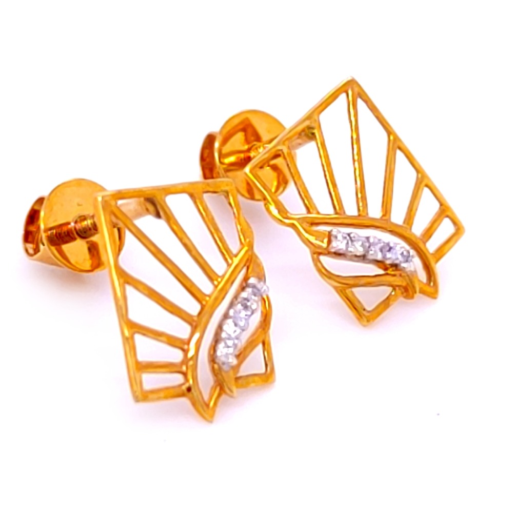 Delicate rectangular diamond gold earring