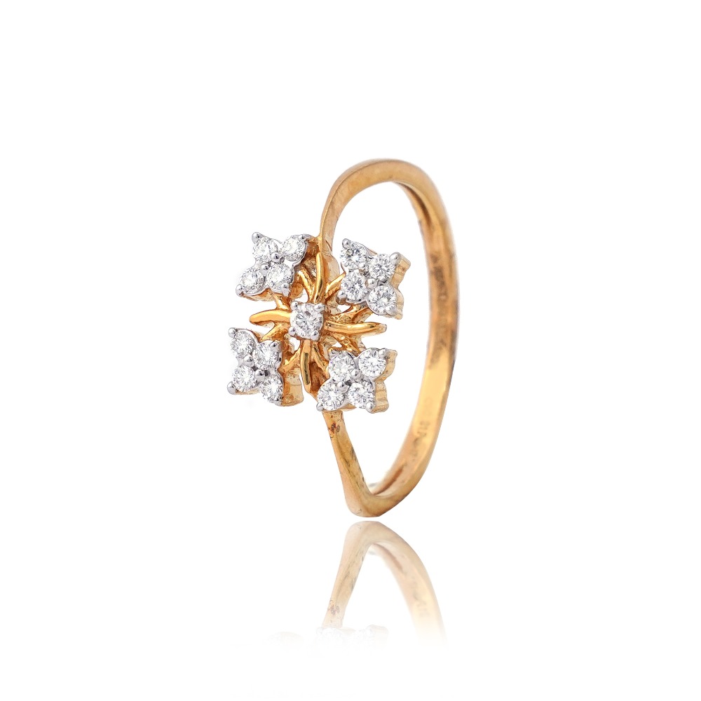 916 Gold Square Design Diamond Ring