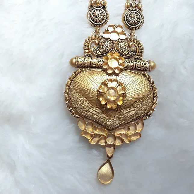Antique khokha necklace set