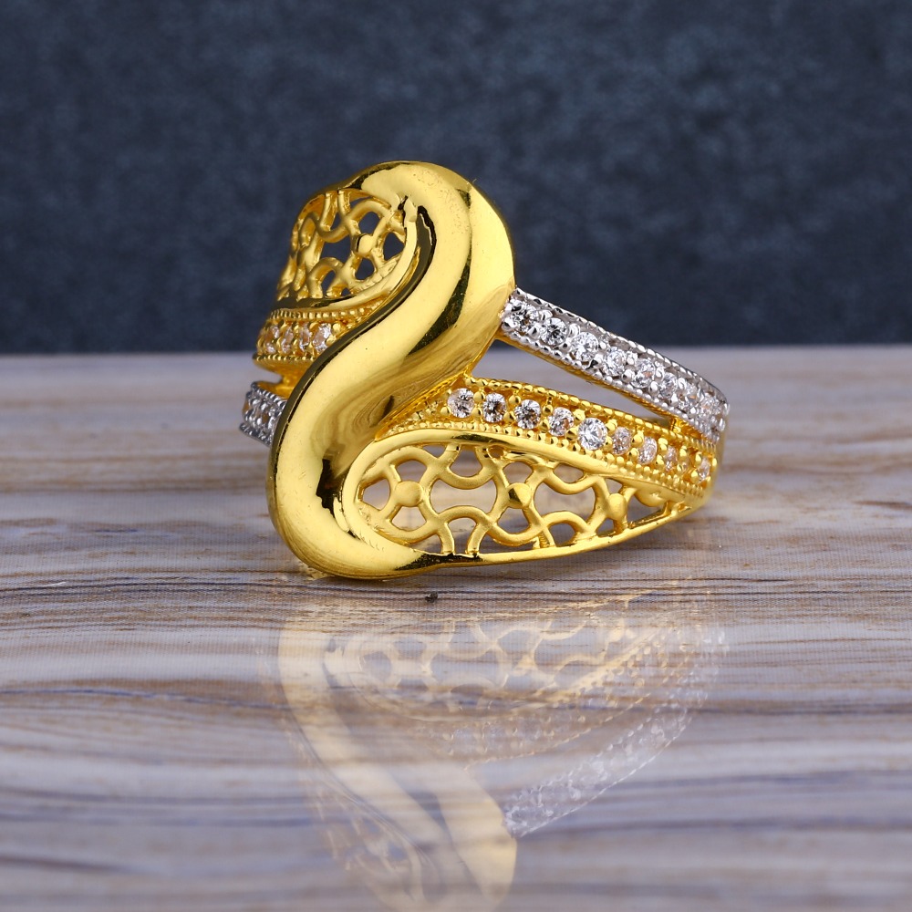 916 Gold Ladies Gorgeous Long  Ring LLR260