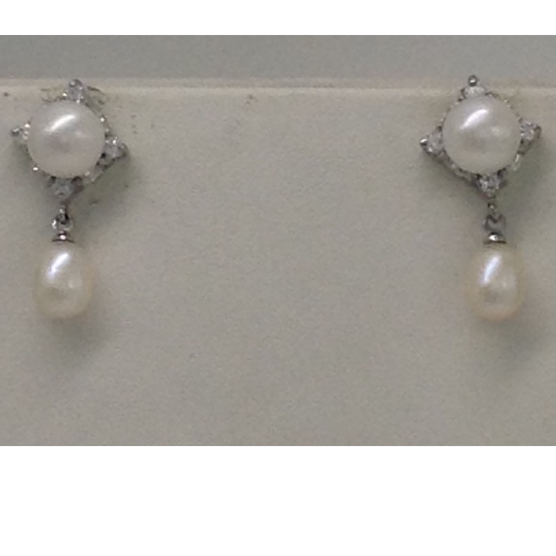 White cz and pearls pendent set with flat pearls mala jps0035