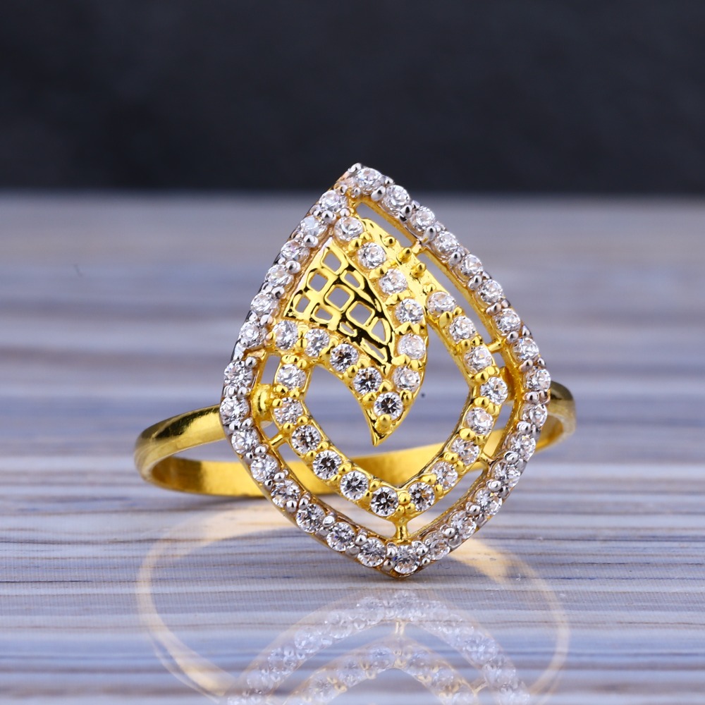 22CT Gold Gorgeous Ladies Long Ring LLR181