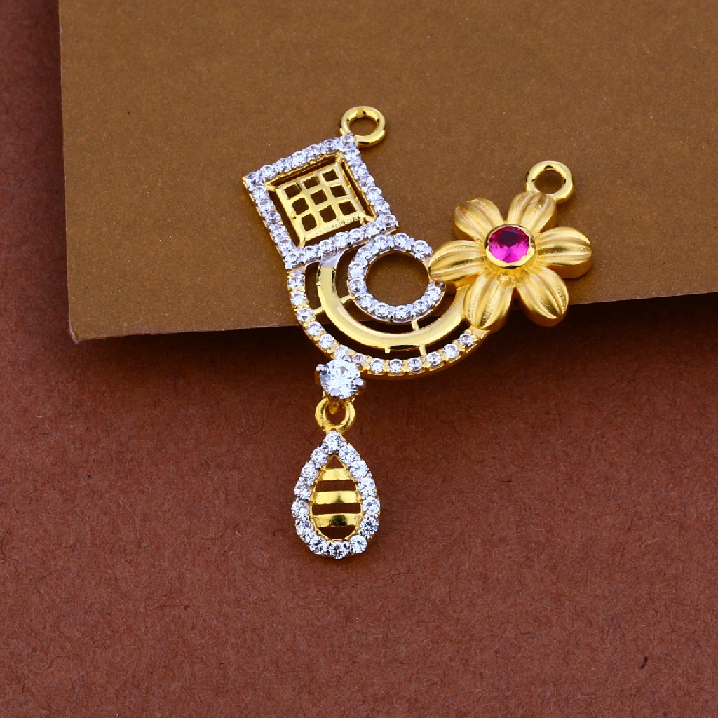 916 Gold Flower Design Pendant MP46