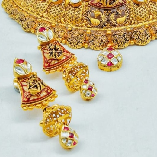 916 Gold Chokar Set