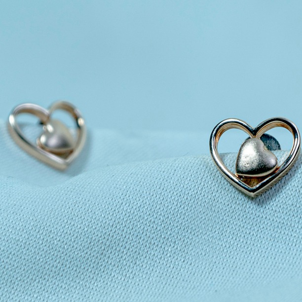 Gold Heart Design Earring ET1-458
