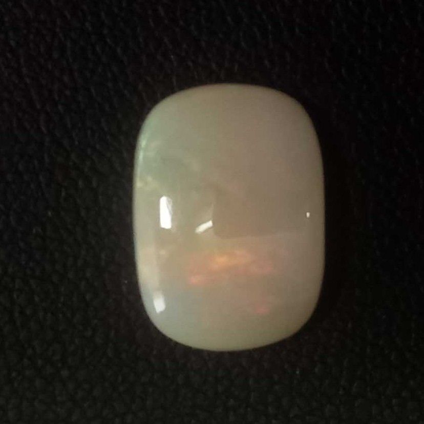 3.70ct oval multicolored opal