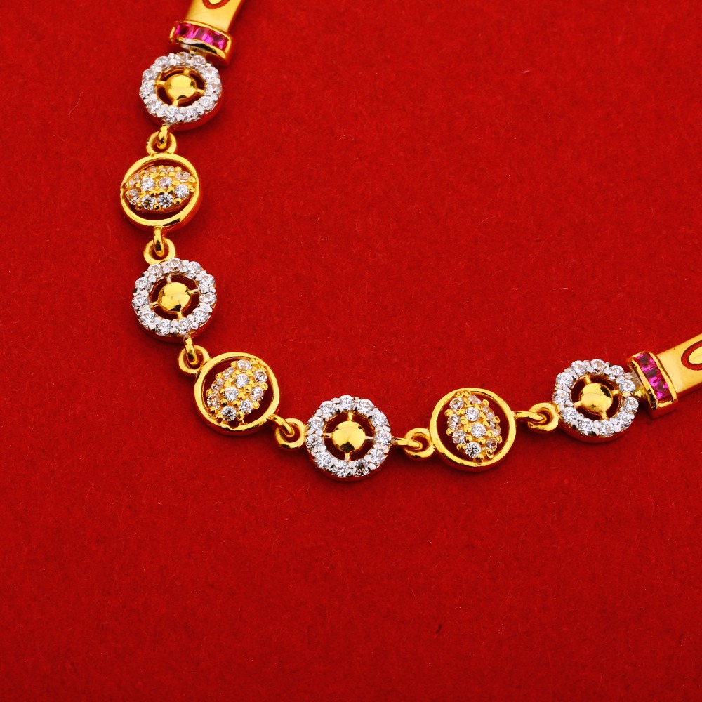 Buy quality 22CT Gold Hallmark exclusive Necklace Set LN143 in Ahmedabad