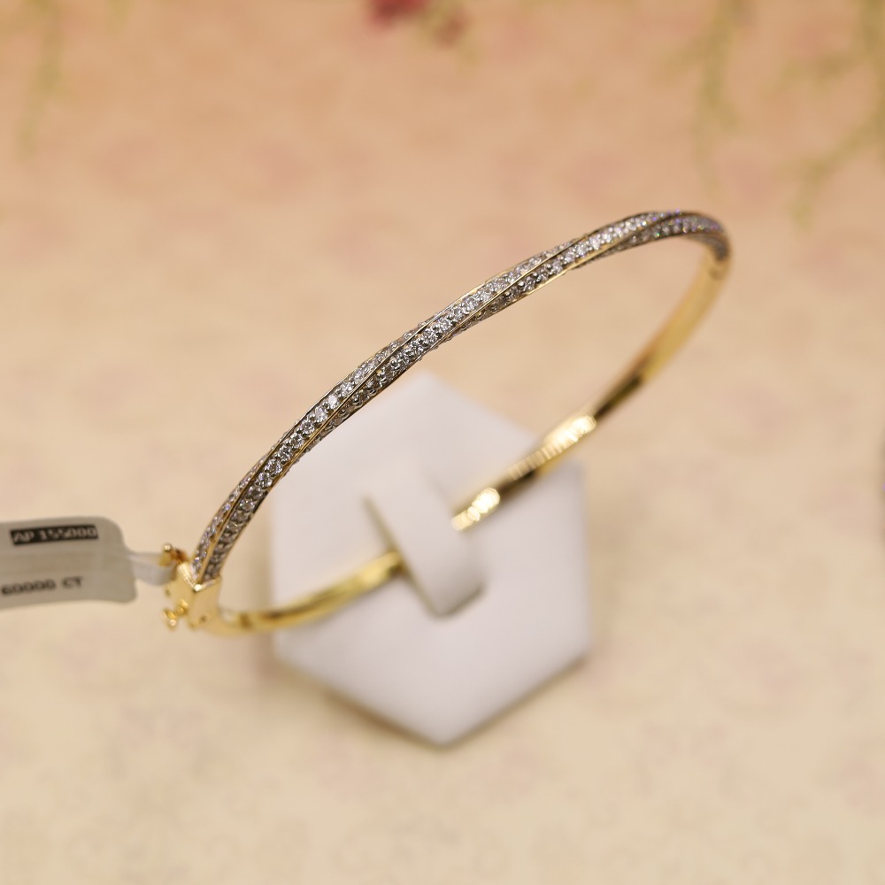 Elegant twist diamond bracelet