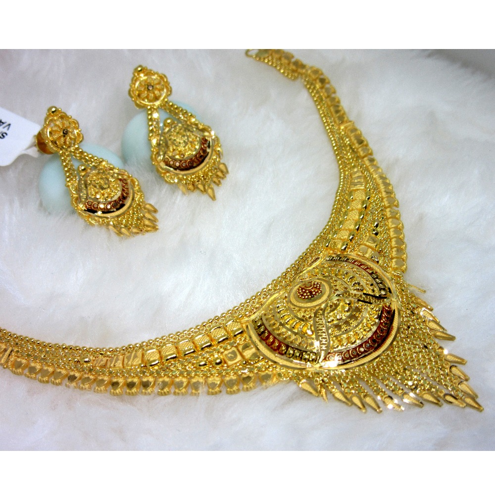Buy quality Simple culcutti gold necklace set in Ahmedabad