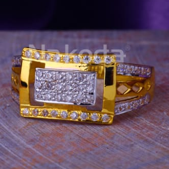 916 Gold CZ Hallmark Mens Ring MR912
