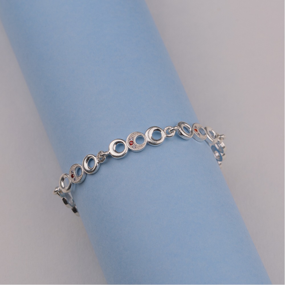 Delightful Silver Circular Disc Bracelet