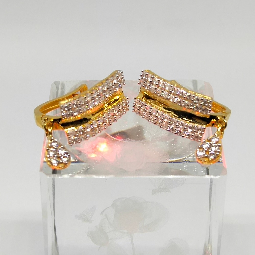 18KT gold classic diamond earring dj-e009