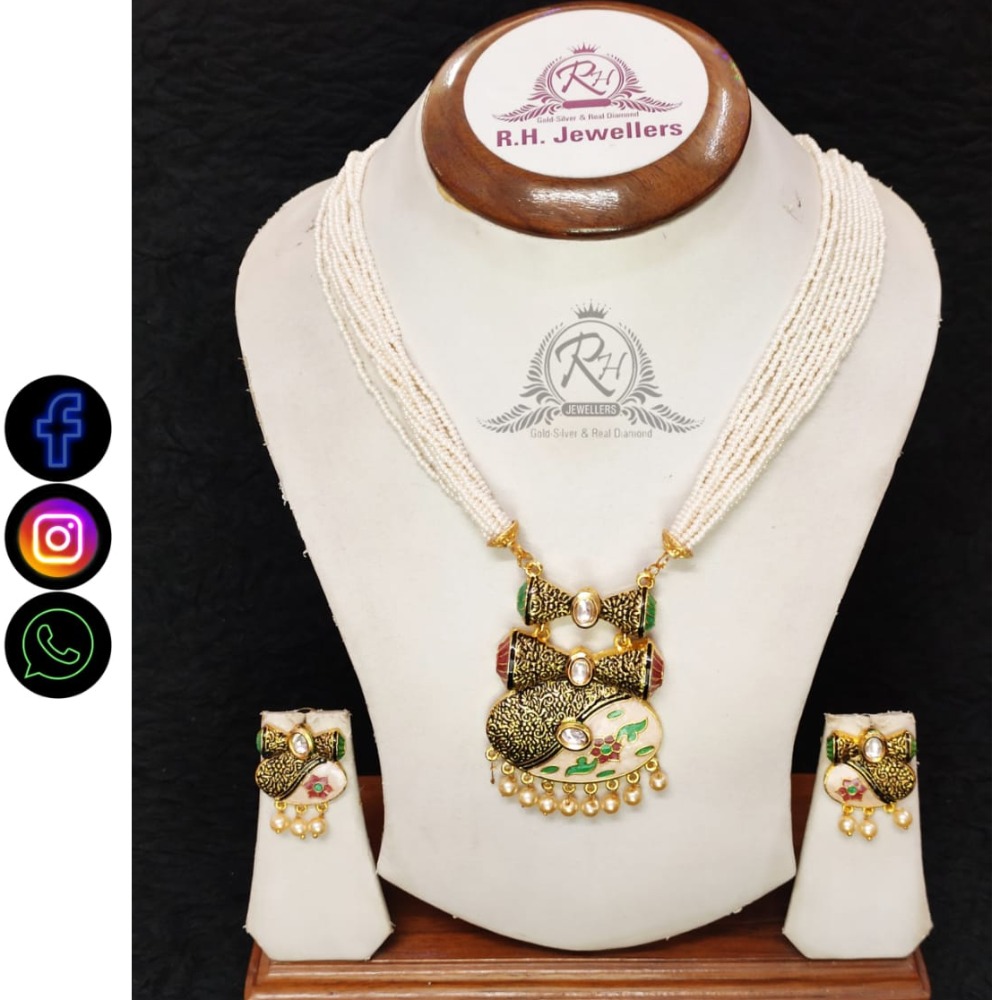 22 carat gold classical necklace set rH-LS221