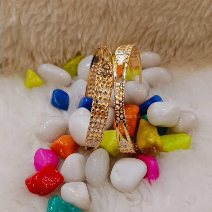 916 Gold Fancy Bangles