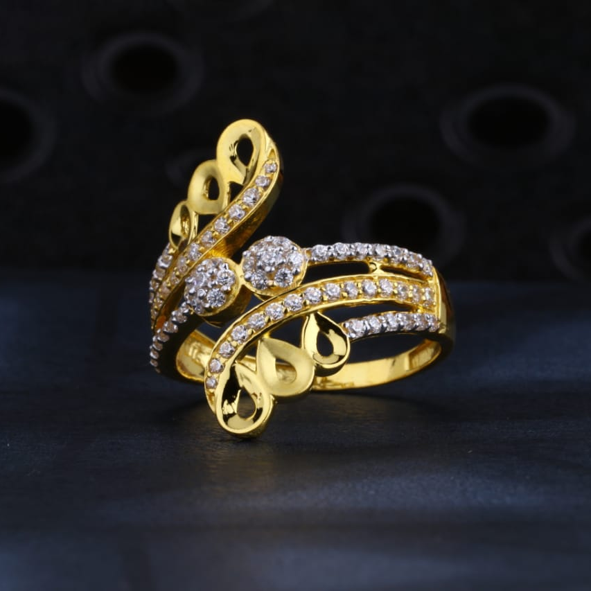 22KT Gold CZ Ladies Stylish Ring LR1490