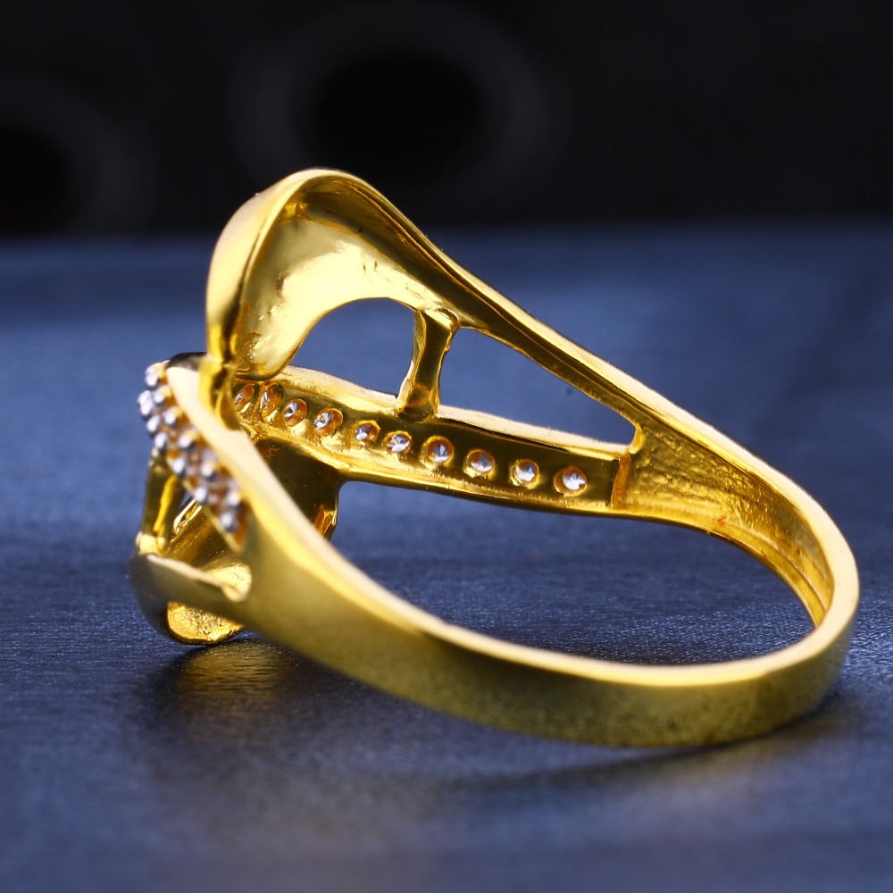 22kt gold  cz diamond exclusive ladies  ring lr594