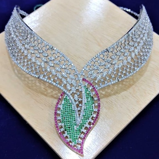 Puran real hallmarked silver necklace in leafs motifs