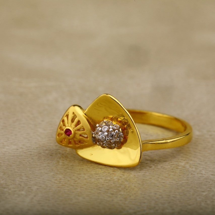 Ladies ring cz 916