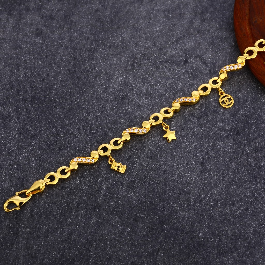 916 Gold Stylish Plain Bracelet LPBR56