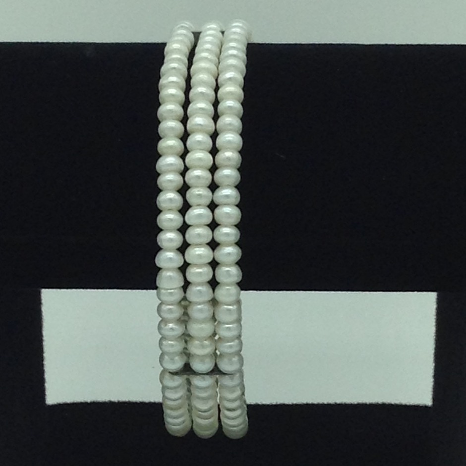 White Flat Pearls 3 Layers Stiff Bracelet JBG0161