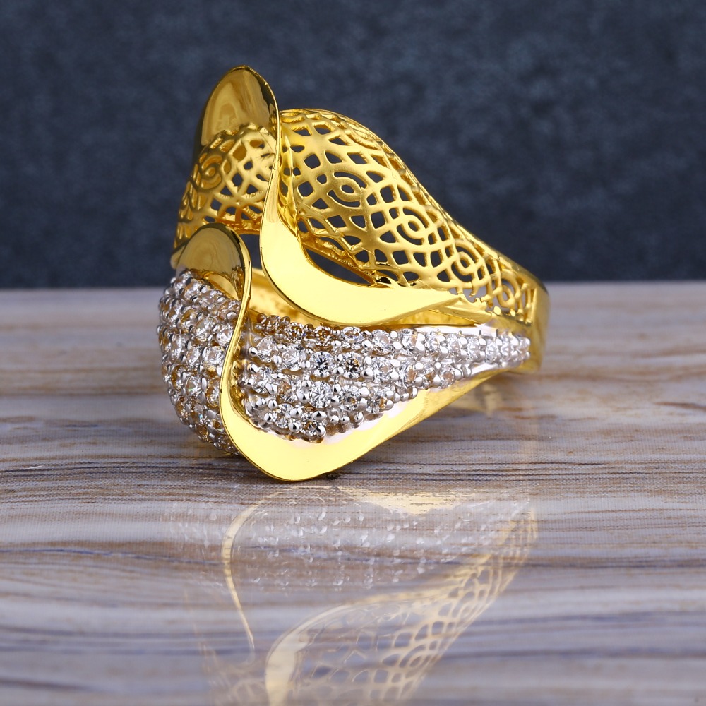 Buy quality 916 Gold Ladies stylish Long Ring LLR261 in Ahmedabad