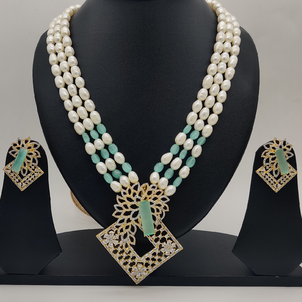 White Green CZ Pendent Set With 3 Lines Oval Pearls JPS1001