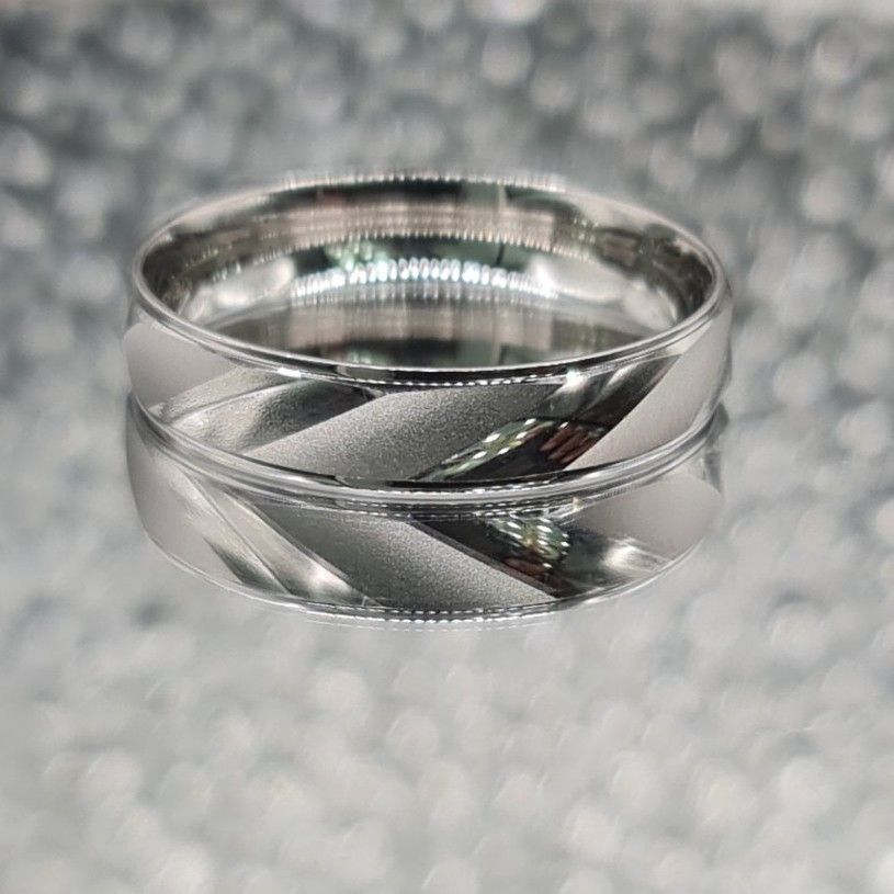 Fancy Platinum ring With Mark P95