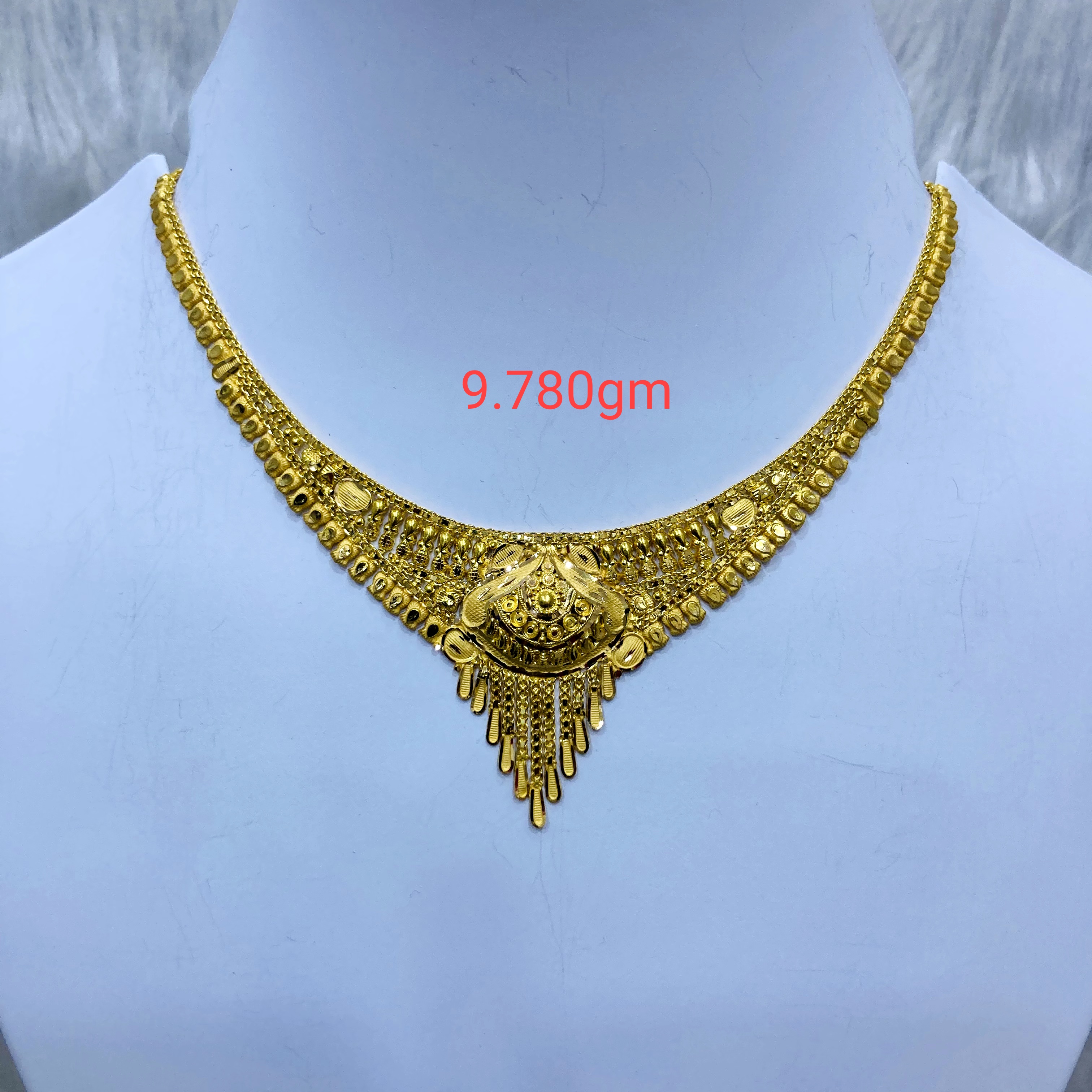 Latest Gold Choker Necklace Designs with weight And Price || Latest Bridal  Gold Necklace Design… | Choker necklace designs, Gold necklace designs, Necklace  designs