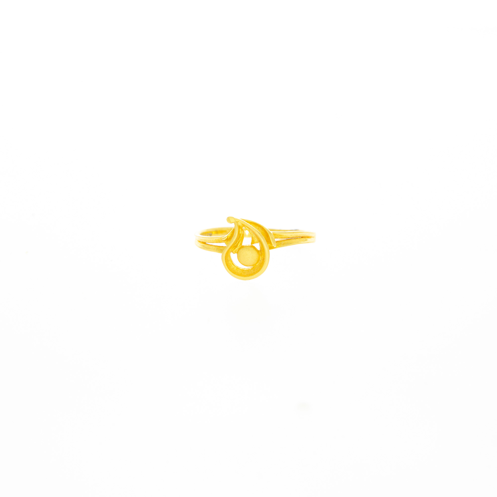 22kt Almond Shape Gold Ring