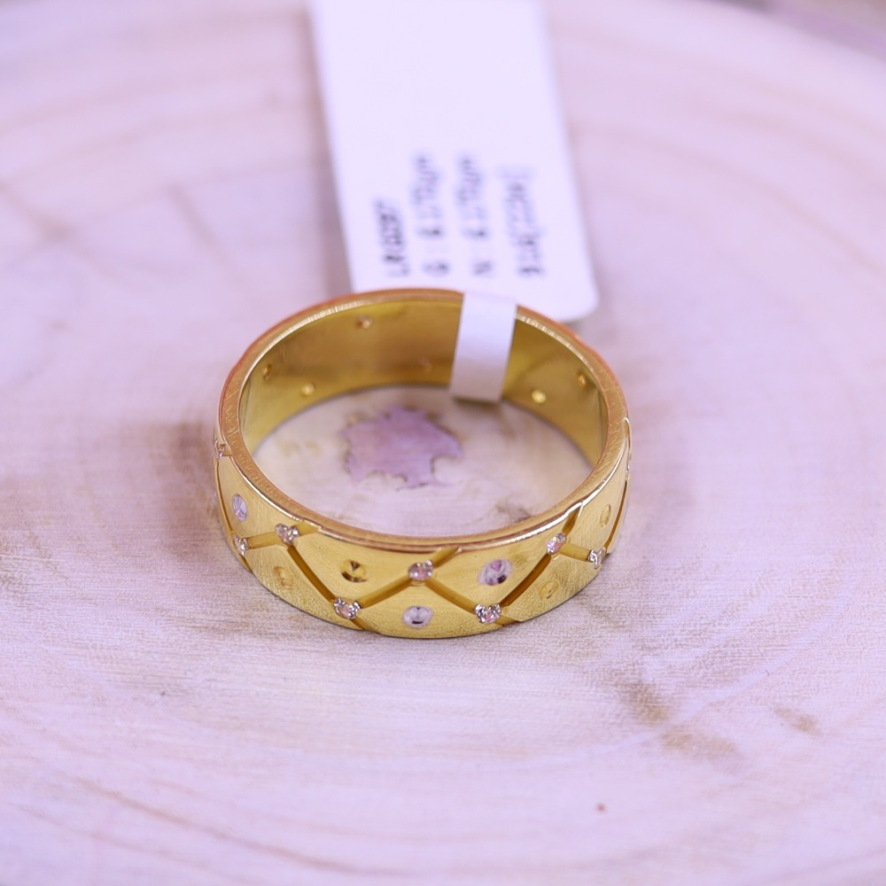 22 Karat Yellow Gold Geometric Finger Ring