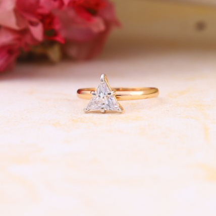 18ct Rose gold Solitaire Ladies Ring