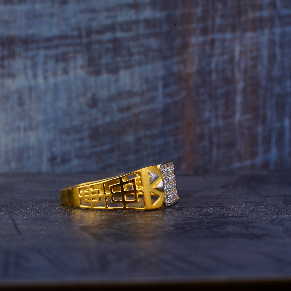 22kt Gold Cz Ring MR500