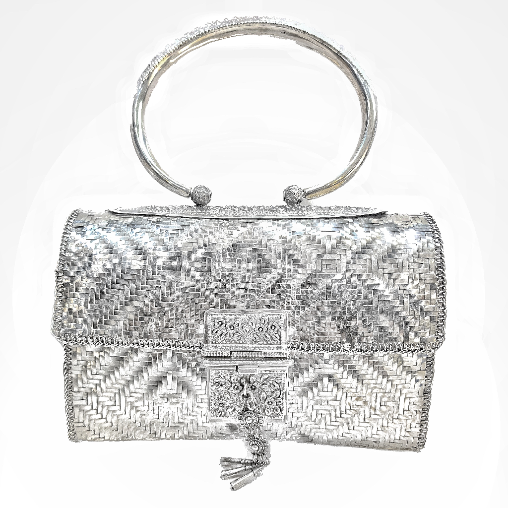 Buy quality Designer Pure Silver Thailand Made Purse For Women in New Delhi