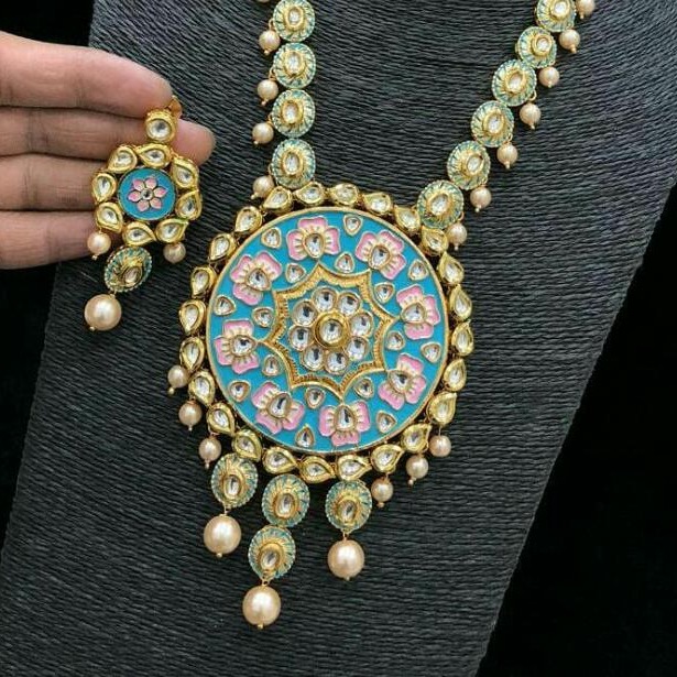 916 gold meenakari round pendant necklace set