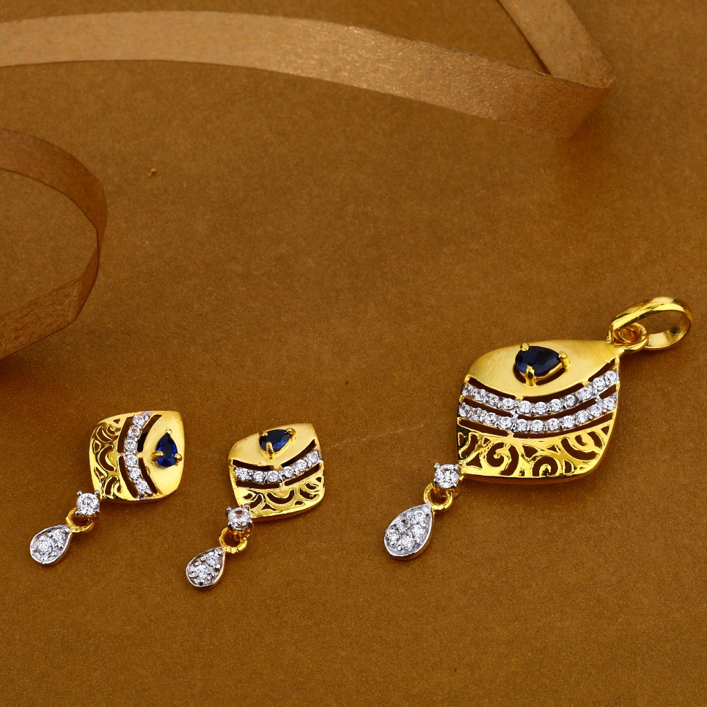 22Kt Gold Designer Hallmark Pendant Set FSP42