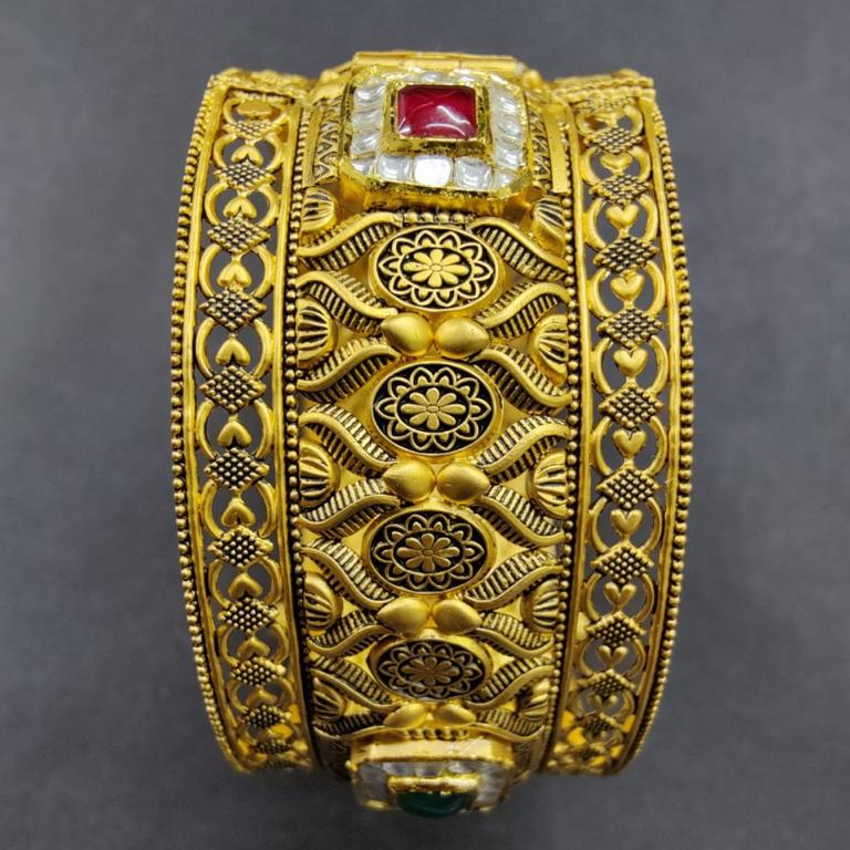 Priyaasi Bracelets : Buy Priyaasi Men King Queen Solid Gold & Rose Gold  Toned Couple Bracelet Online | Nykaa Fashion