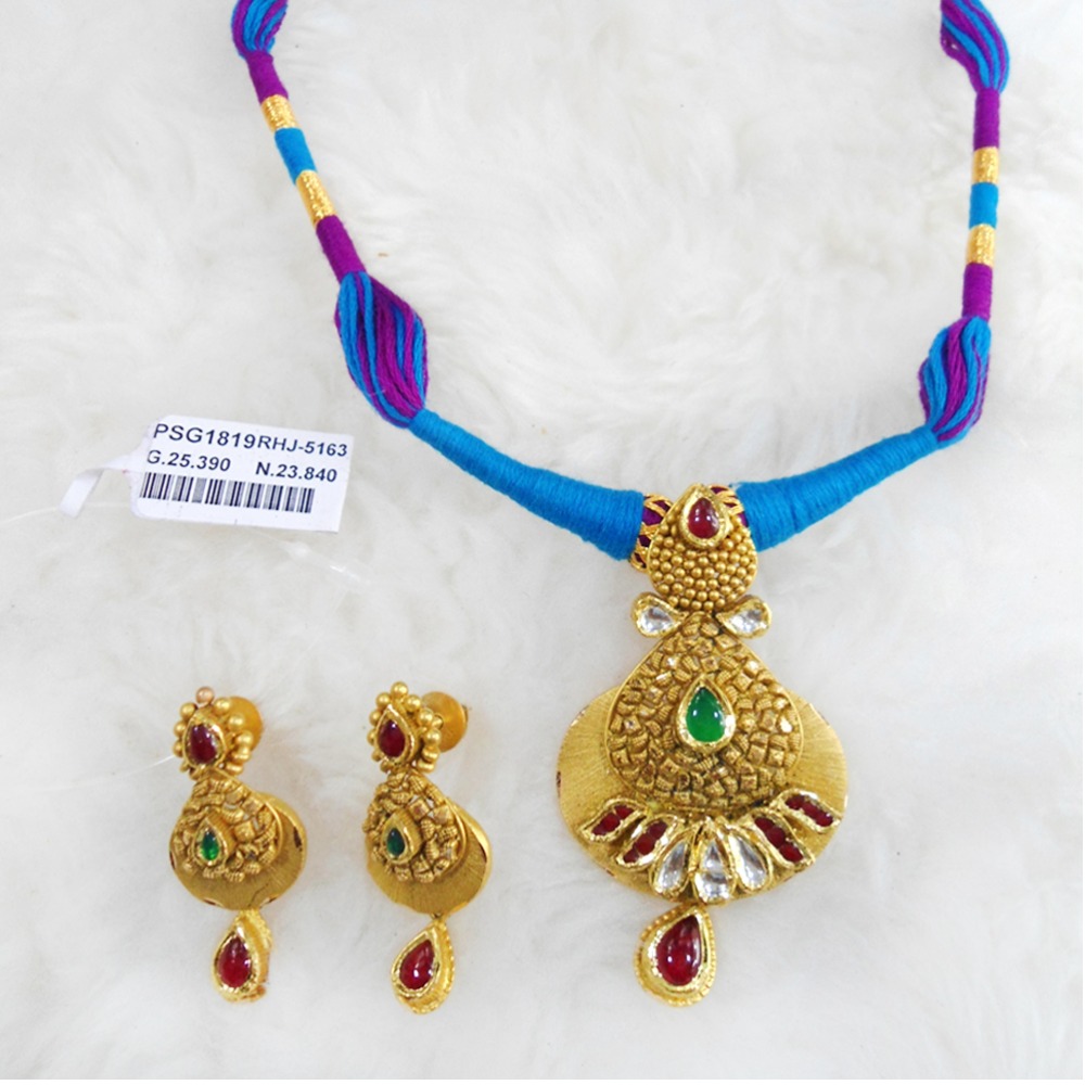 Gold Antique Jadtar Necklace Set RHJ 5163
