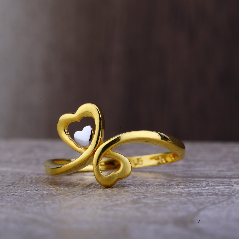 Ladies 22K Gold Heart Design Ring -LPR91