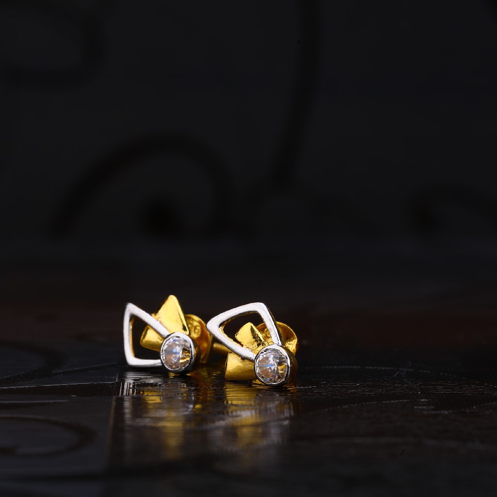 916 Gold Classic Solitare Earring LSE106