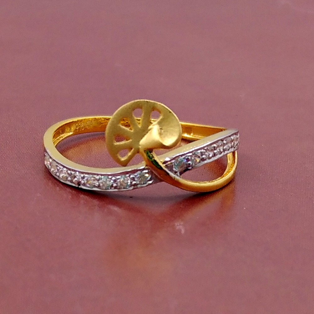 Mucor pattern designer 22kt gold ladies ring