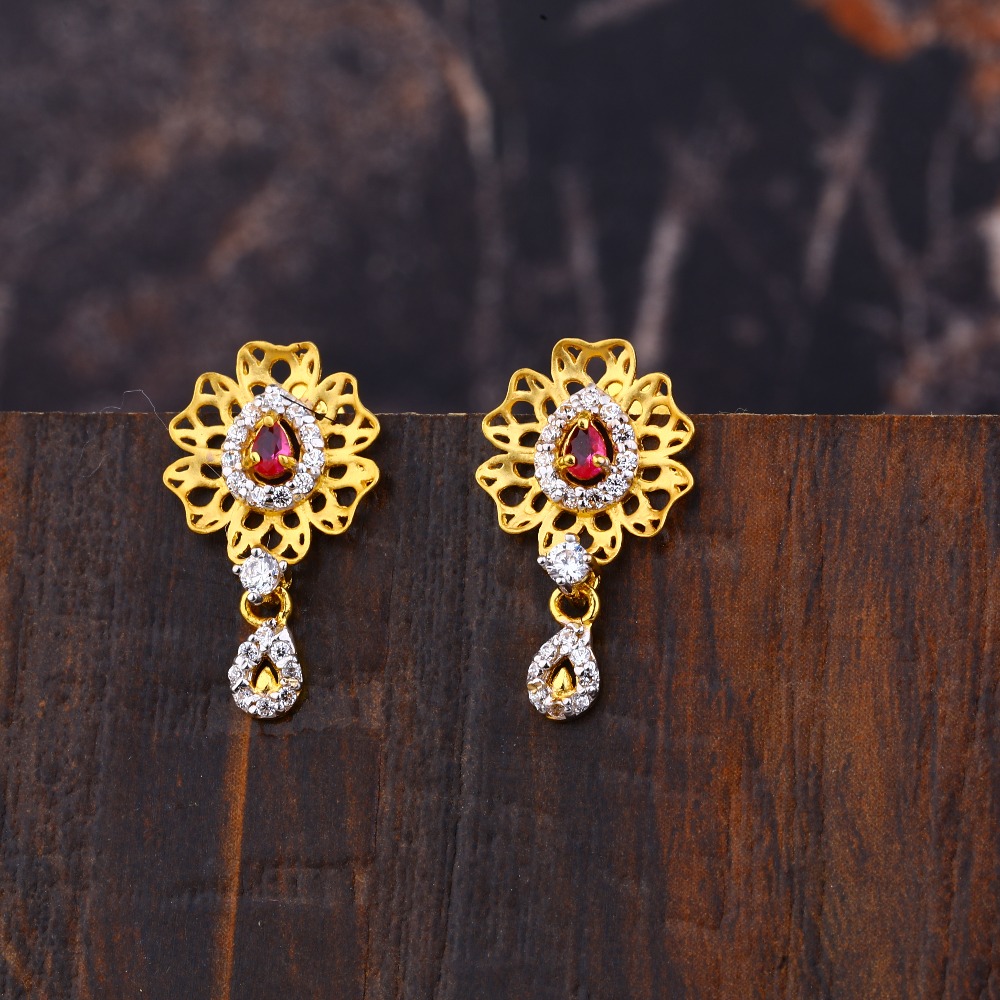 Buy quality Ladies 916 Gold Fancy Earrings -LFE163 in Ahmedabad