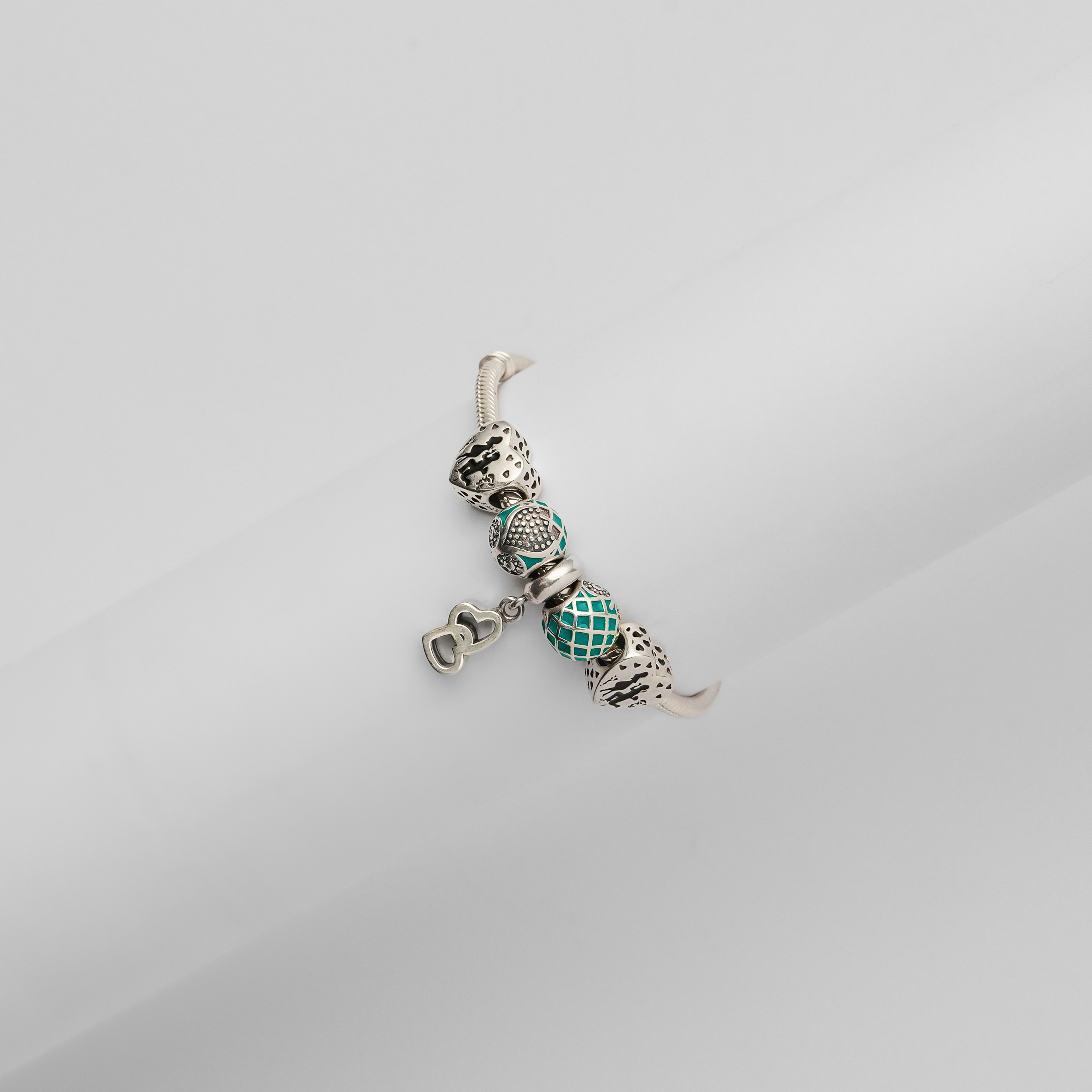 Retailer of Wonderful charm bracelet | Jewelxy - 232544