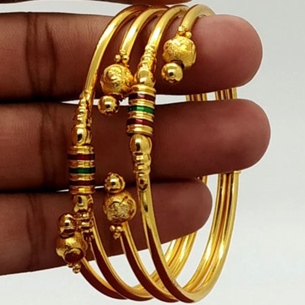 Showroom of 18 kt yellow gold designer double layer women's