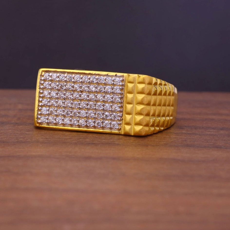 Buy quality 916 Gold Fancy Ring For Men JH-R01 in Ahmedabad