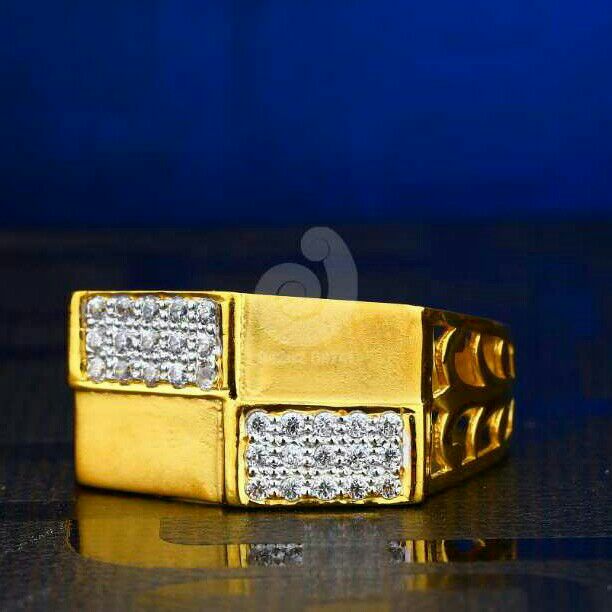 22ct Gold Cz Fancy Gents Ring
