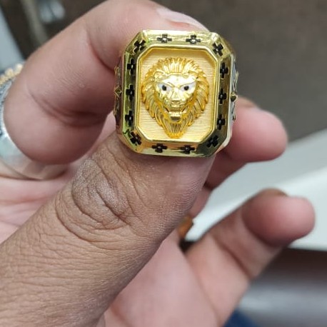 22 kt gents ring