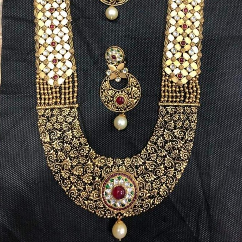 22K Gold Antique Necklace Set For Wedding